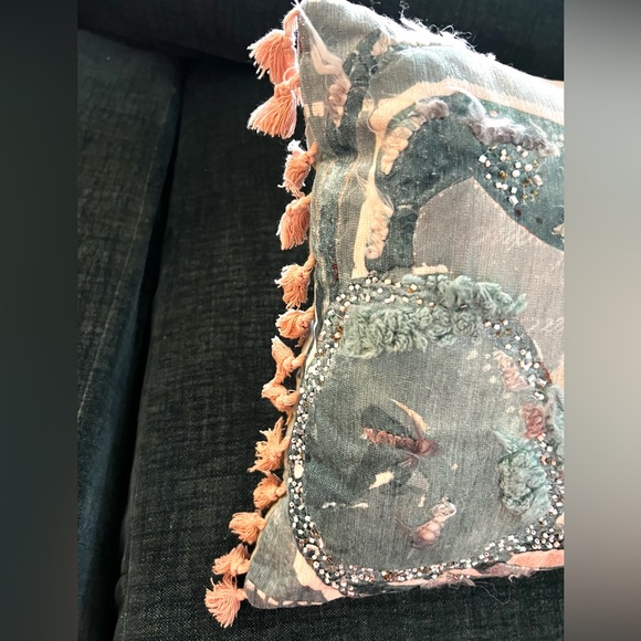 Tahari Home,Coastal Crab Beaded w/Fur,Decorative Throw PillowsTassel-Trim Set/2 - Picture 2 of 5